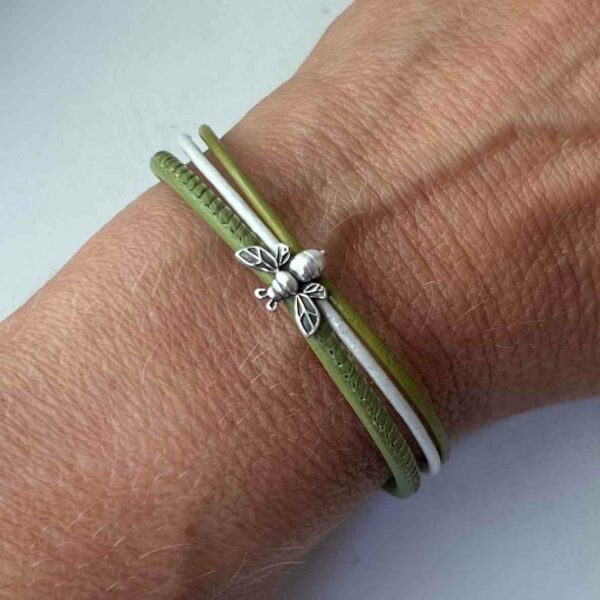 Lederarmband fein Biene grün
