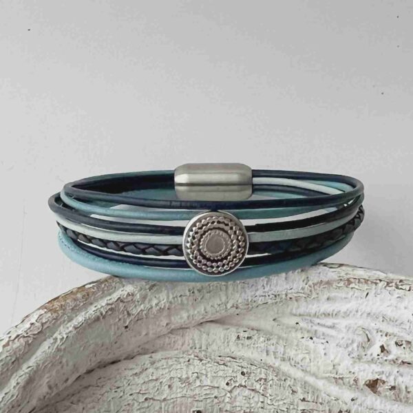 das Lederarmband Ethno in blau